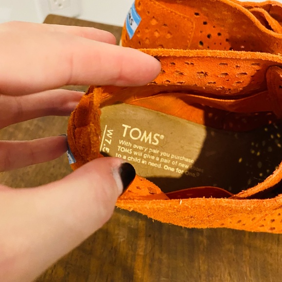 Toms size 7.5 woman’s wedges - Picture 3 of 4